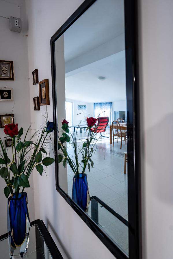 Apartmán La Casa Del Maestro Attico Pisciotta Exteriér fotografie