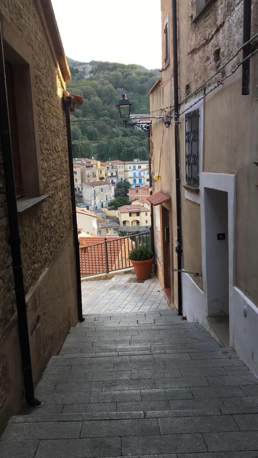 Apartmán La Casa Del Maestro Attico Pisciotta Exteriér fotografie