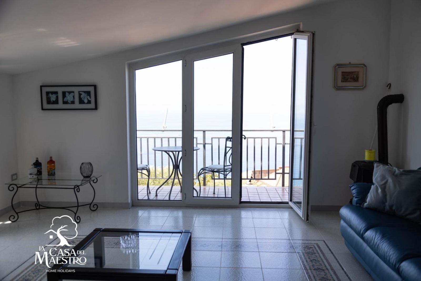 Apartmán La Casa Del Maestro Attico Pisciotta Exteriér fotografie