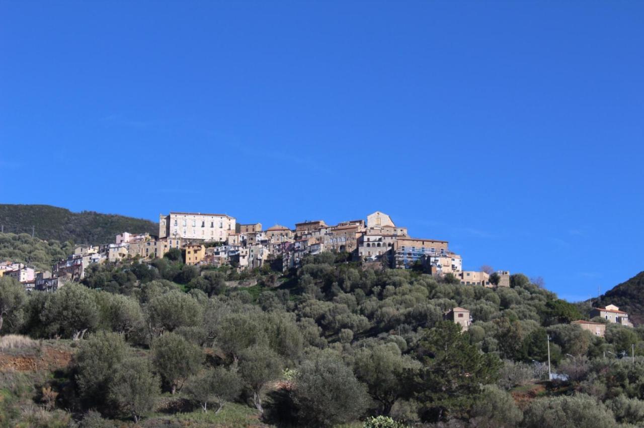 Apartmán La Casa Del Maestro Attico Pisciotta Exteriér fotografie