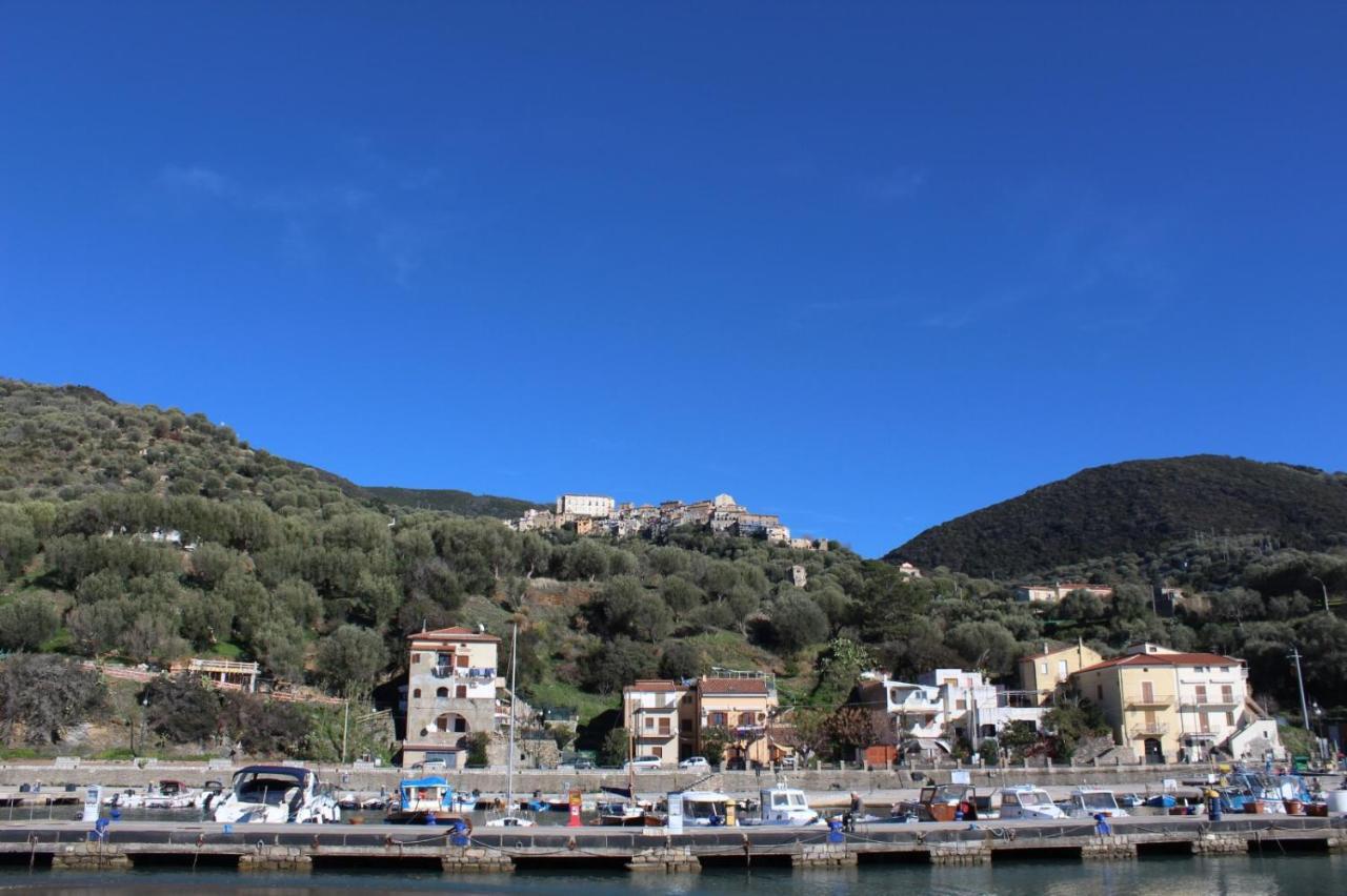 Apartmán La Casa Del Maestro Attico Pisciotta Exteriér fotografie