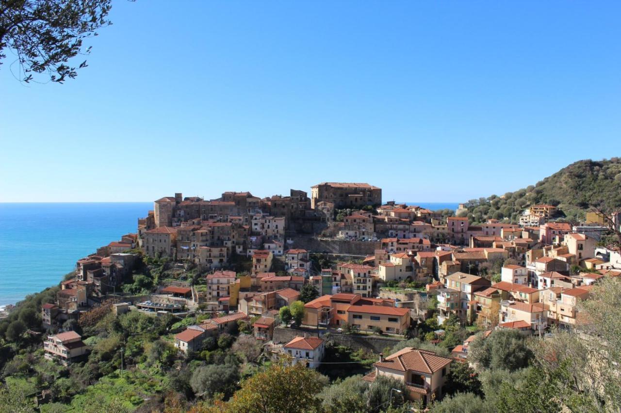 Apartmán La Casa Del Maestro Attico Pisciotta Exteriér fotografie