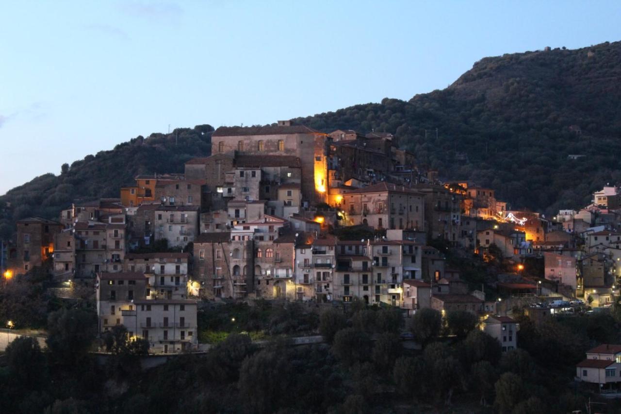 Apartmán La Casa Del Maestro Attico Pisciotta Exteriér fotografie